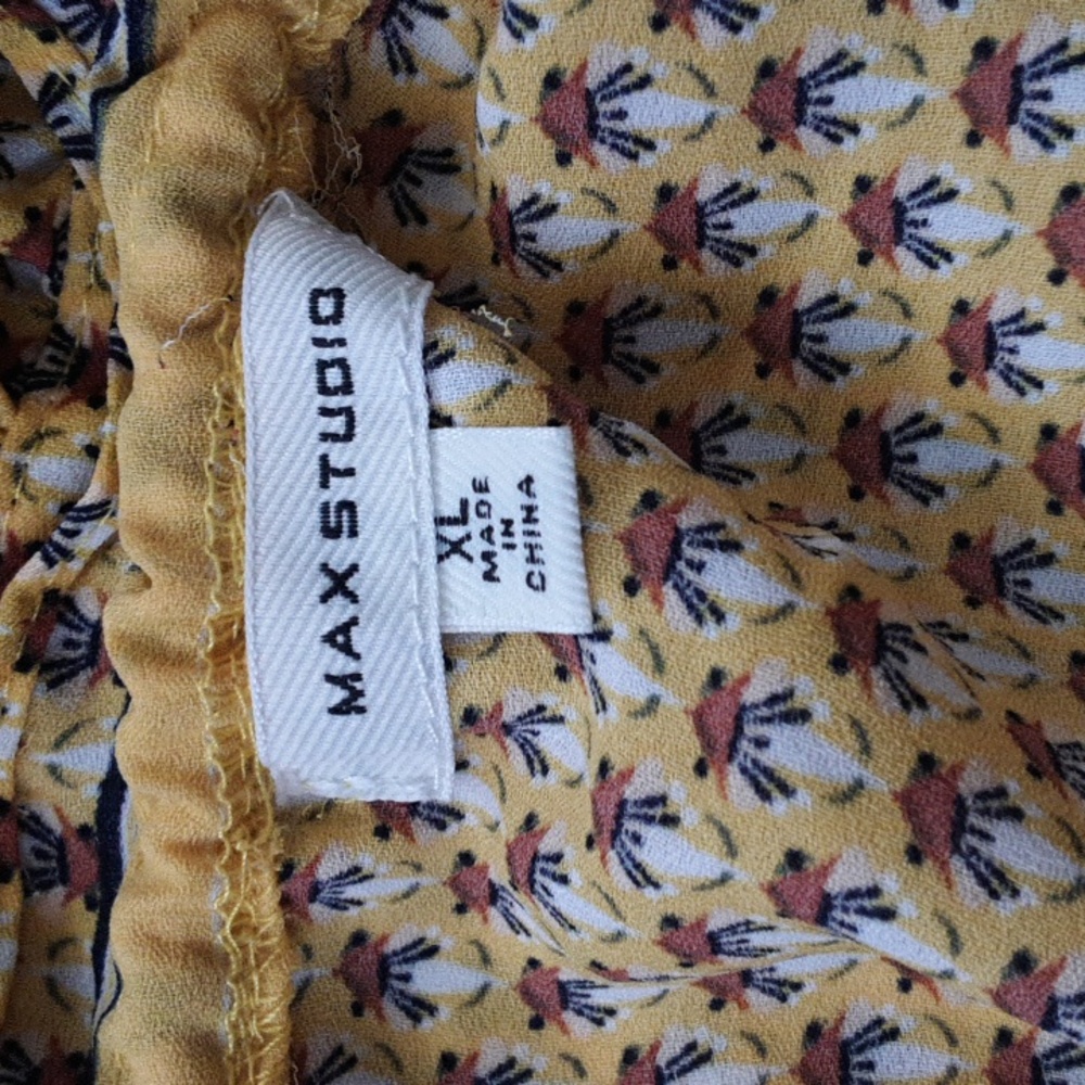 Max Studio Ruffle Trim Top - Picture 5 of 6